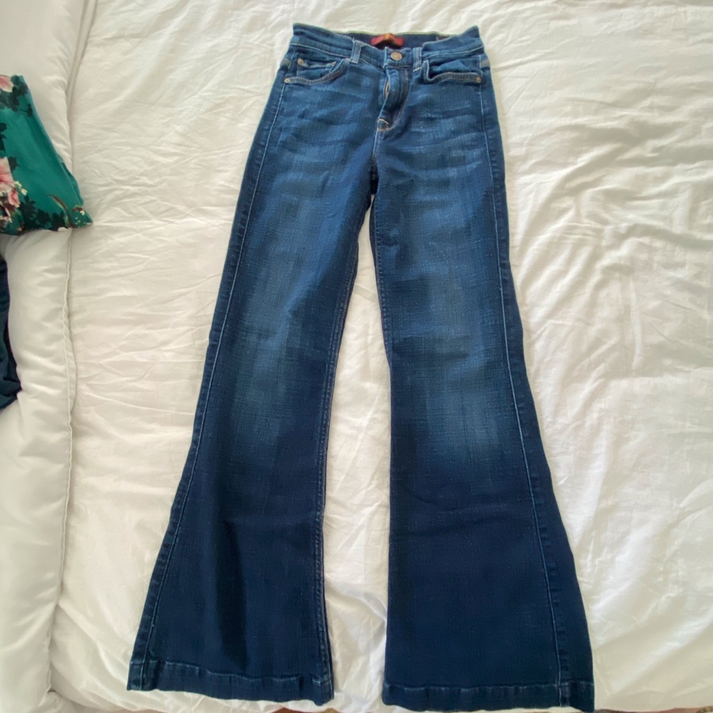 7 For all Mankind